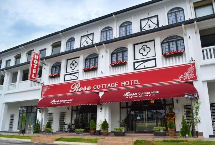 Rose Cottage Hotel Eco Botanic Nusajaya  Exterior photo